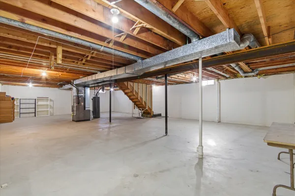 $299,900 | 6241 Gatewood, West Bloomfield, MI 48322