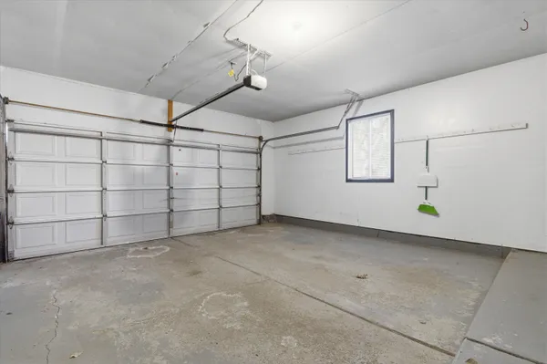 $299,900 | 6241 Gatewood, West Bloomfield, MI 48322