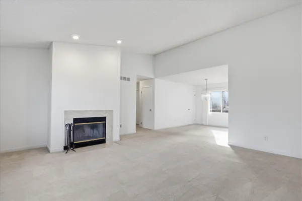 $299,900 | 6241 Gatewood, West Bloomfield, MI 48322