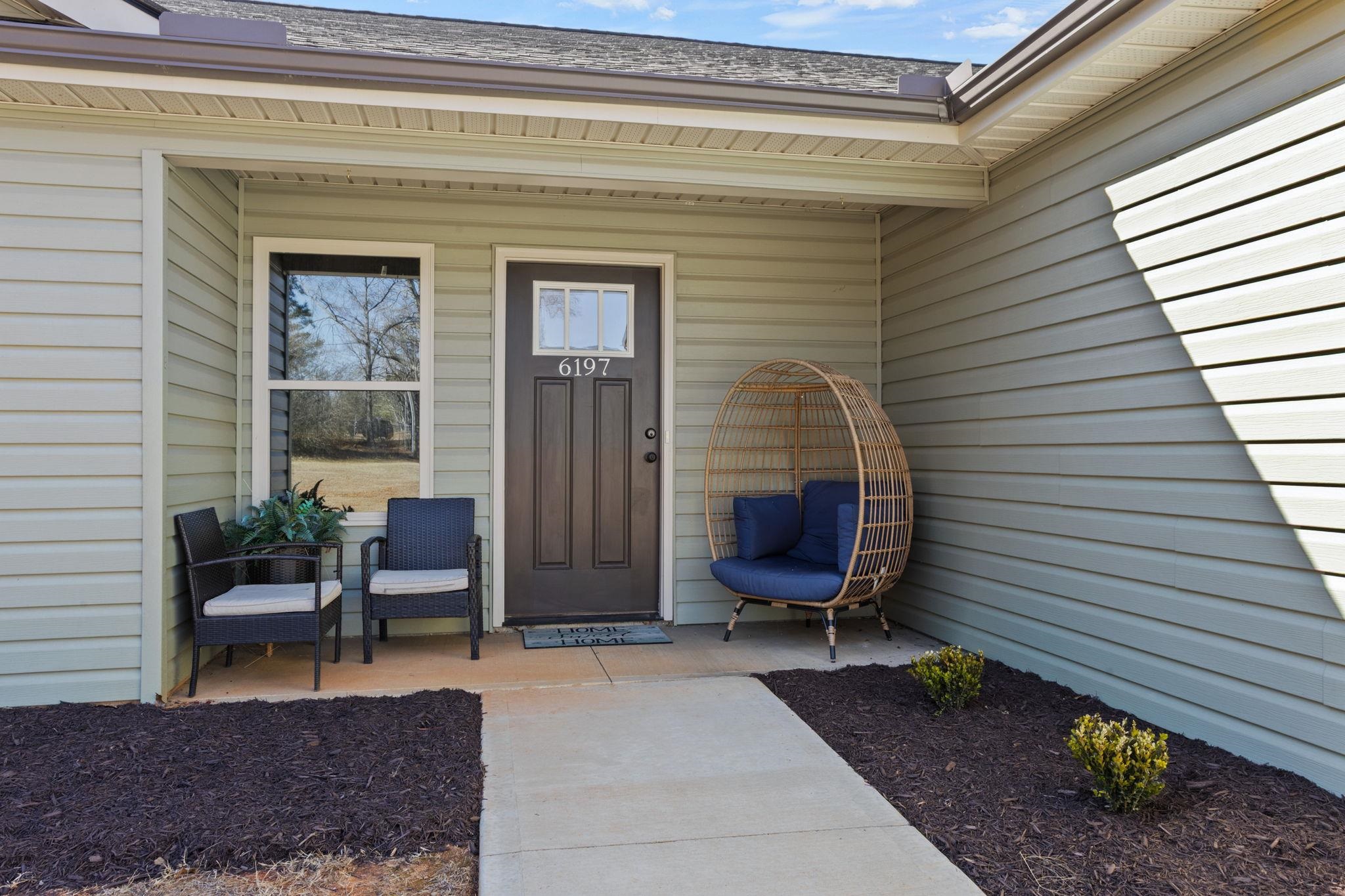 6197 Georgia Road Gray Court, SC 29645 - Photo 5 of 39
