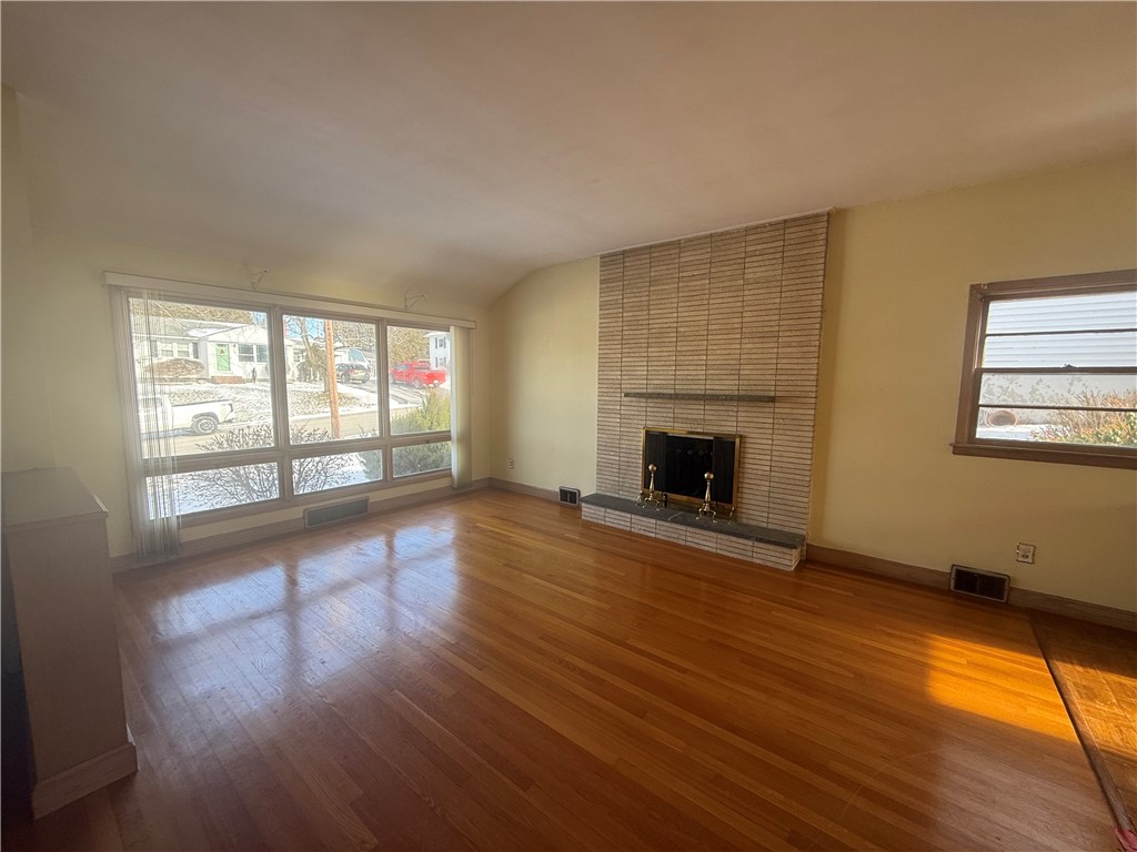 64 Cliffside Drive Cranston, RI 02920 - Photo 17 of 28