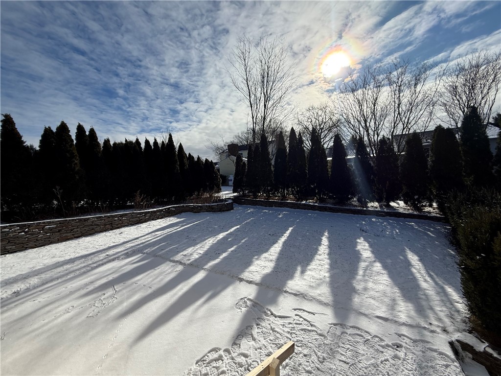 64 Cliffside Drive Cranston, RI 02920 - Photo 4 of 28