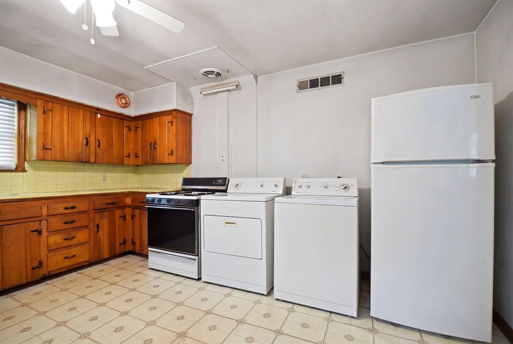 2266 Sutter Street Dallas, TX 75216 - Photo 13 of 24
