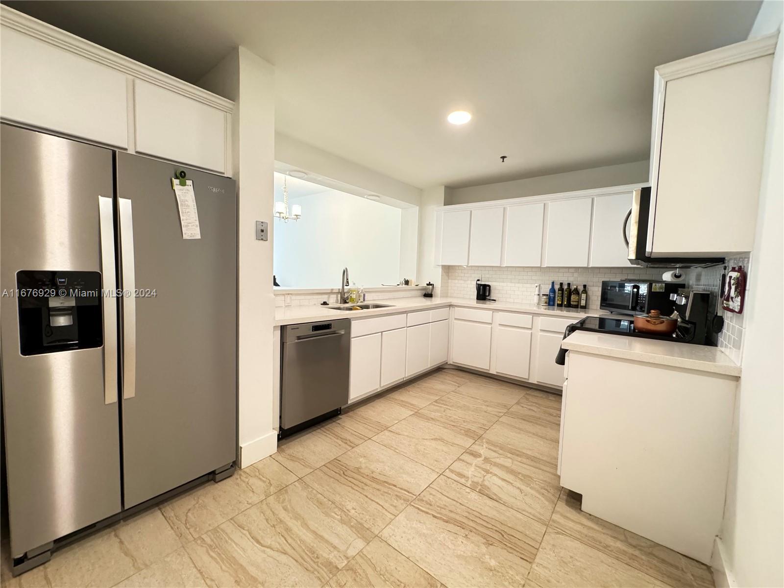 201 Crandon Boulevard, Unit 324 Key Biscayne, FL 33149 - Photo 14 of 33