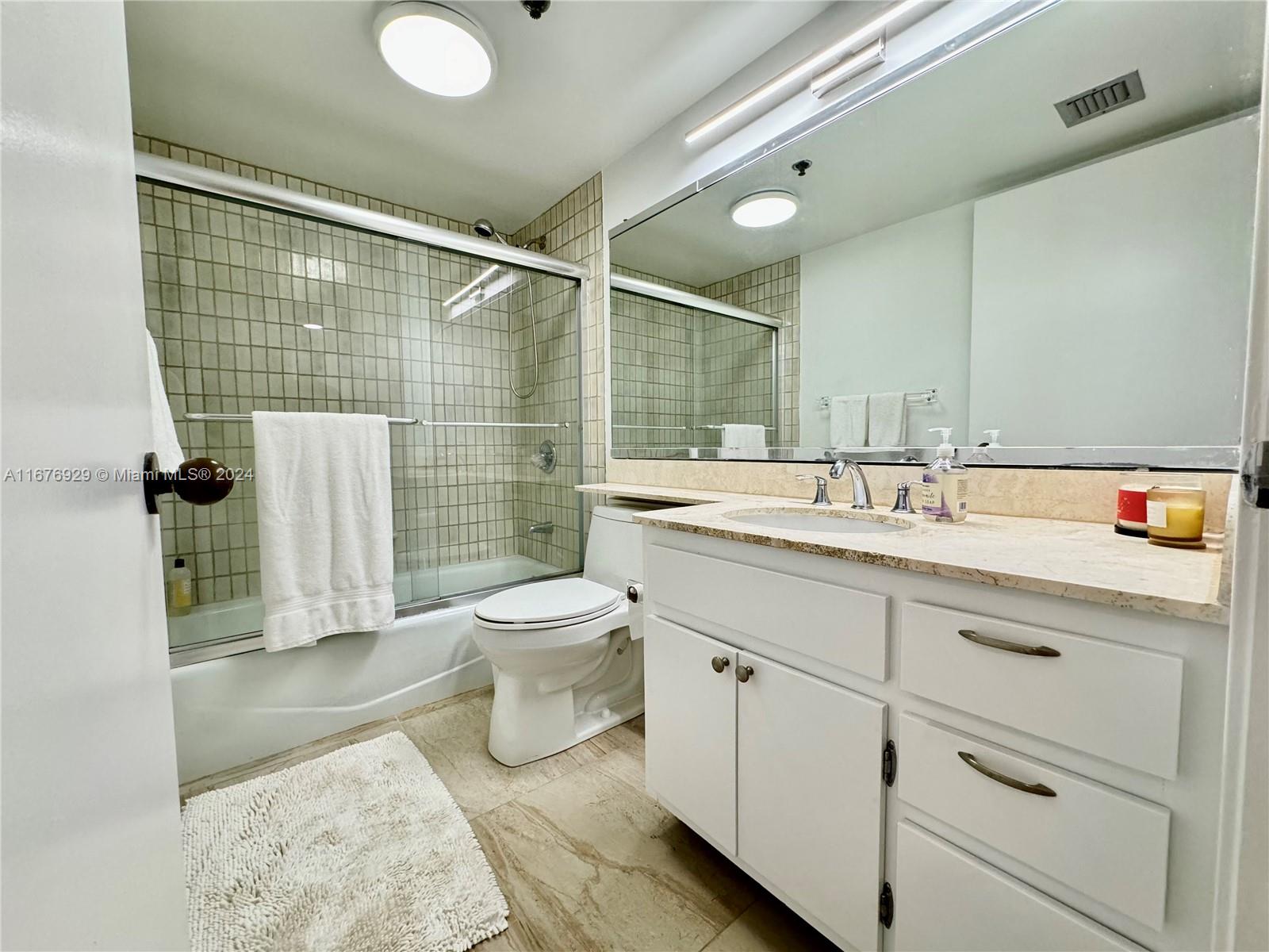 201 Crandon Boulevard, Unit 324 Key Biscayne, FL 33149 - Photo 25 of 33