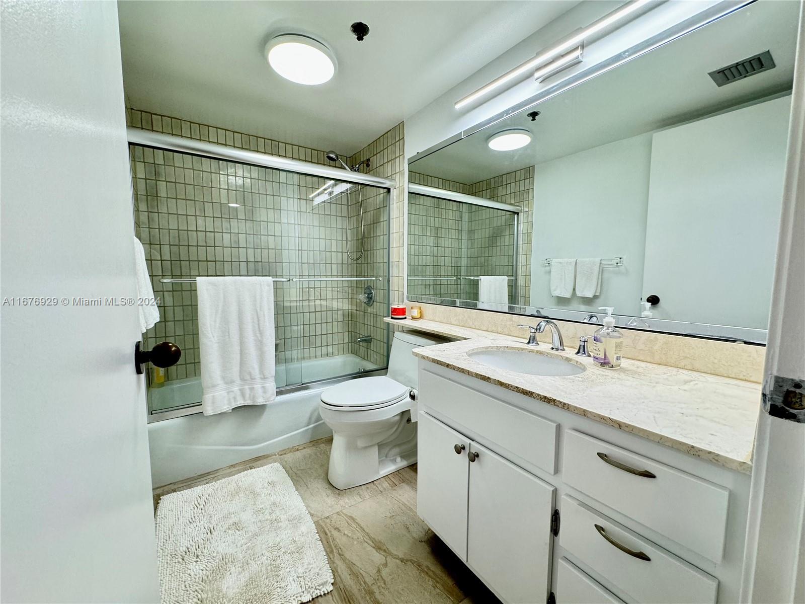 201 Crandon Boulevard, Unit 324 Key Biscayne, FL 33149 - Photo 26 of 33