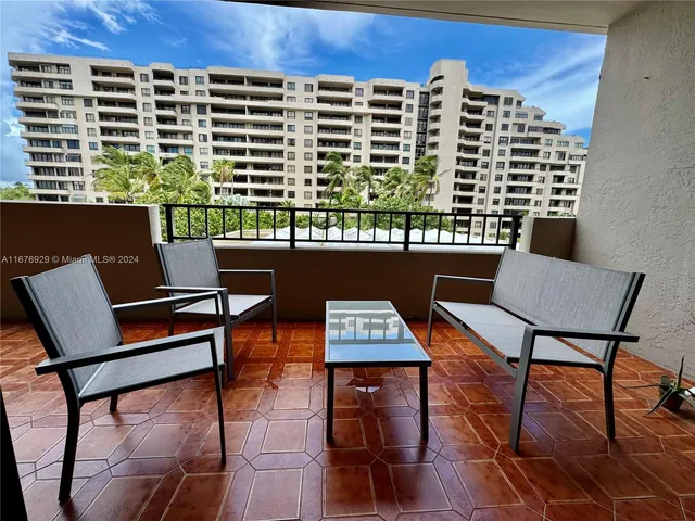 $8,500 | 201 Crandon Boulevard, Unit 324, Key Biscayne, FL 33149