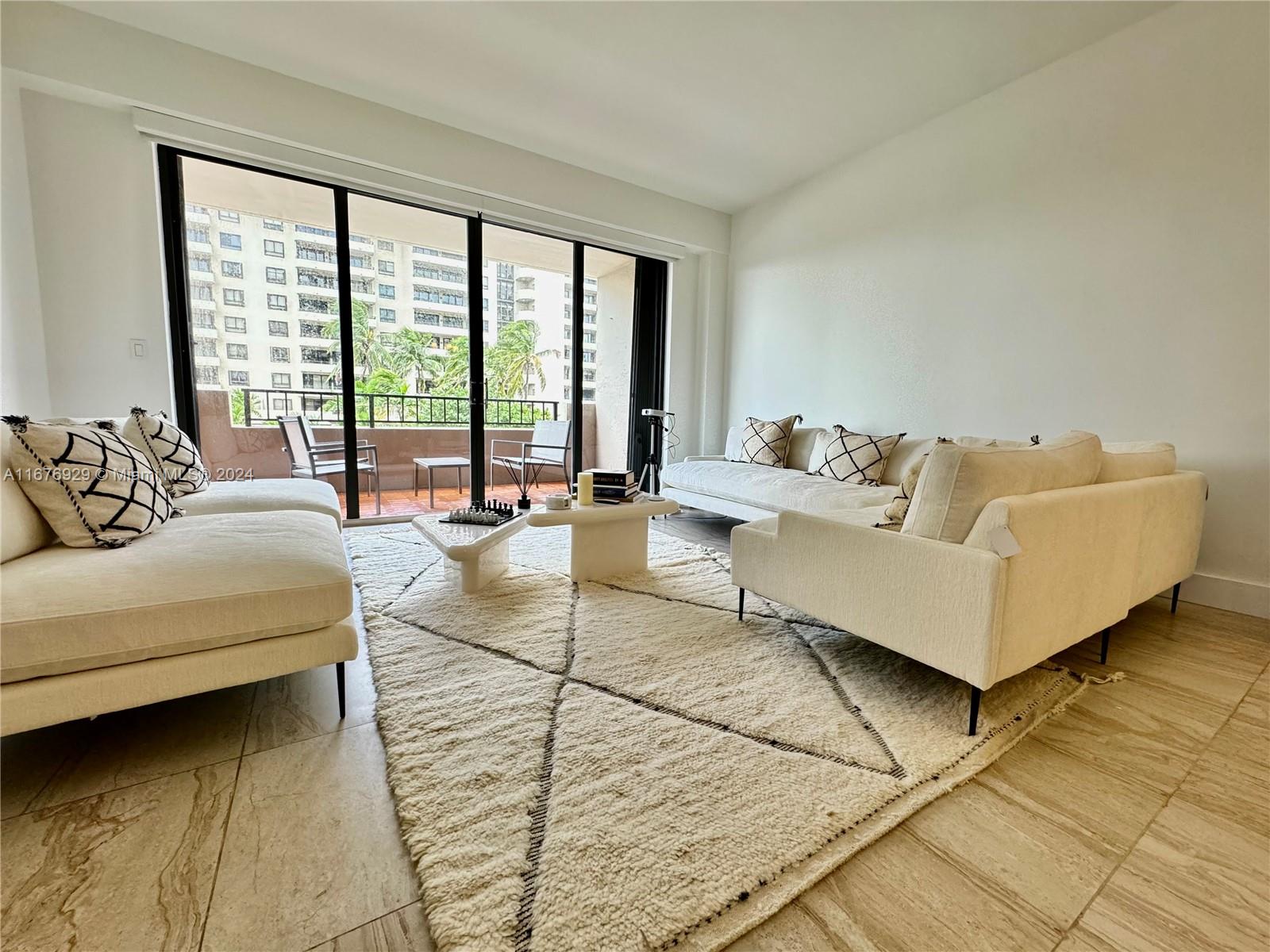 201 Crandon Boulevard, Unit 324 Key Biscayne, FL 33149 - Photo 31 of 33