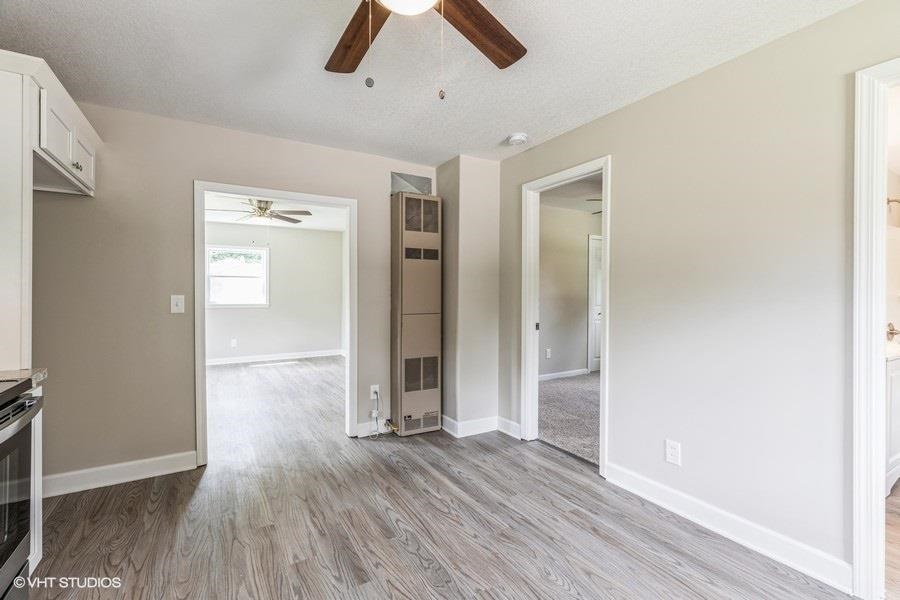 4365 East Carpenter Road Flint, MI 48506 - Photo 4 of 18 50080327-3.JPG