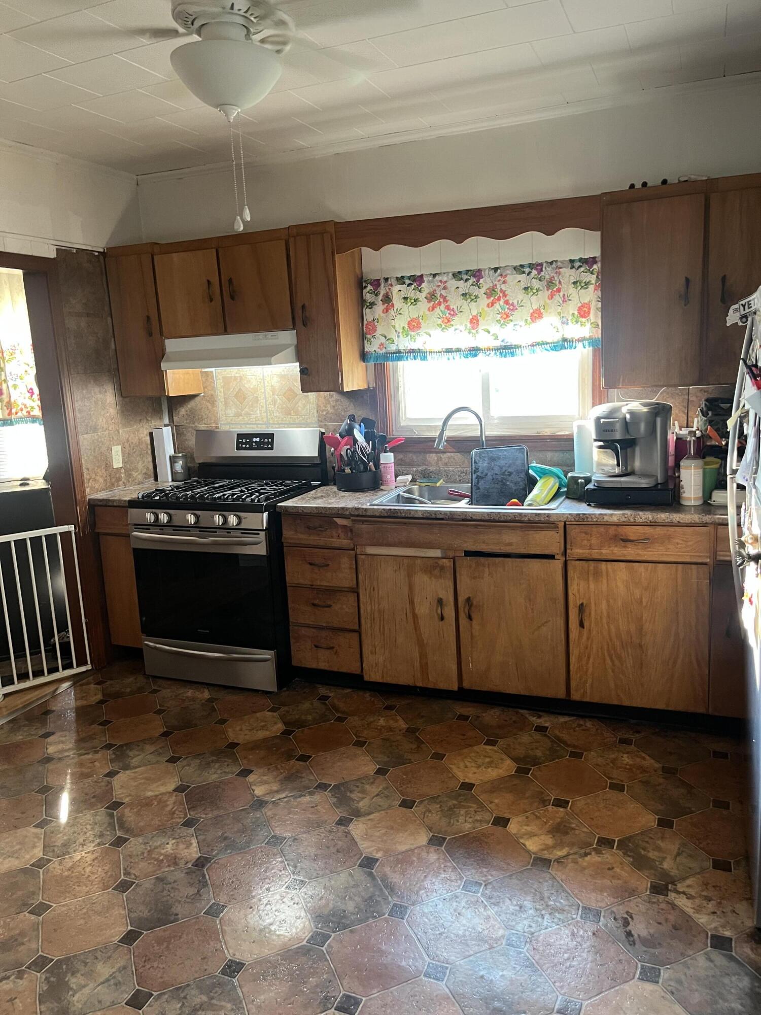 196 Fourth Street Old Town, ME 04468 - Photo 9 of 18 IMG_6216