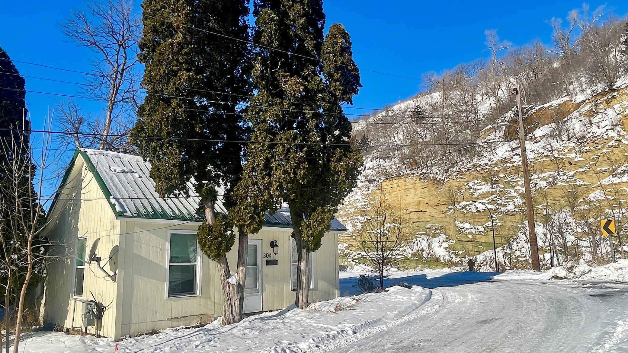 304 Sanderson Street Red Wing, MN 55066 - Photo 2 of 8