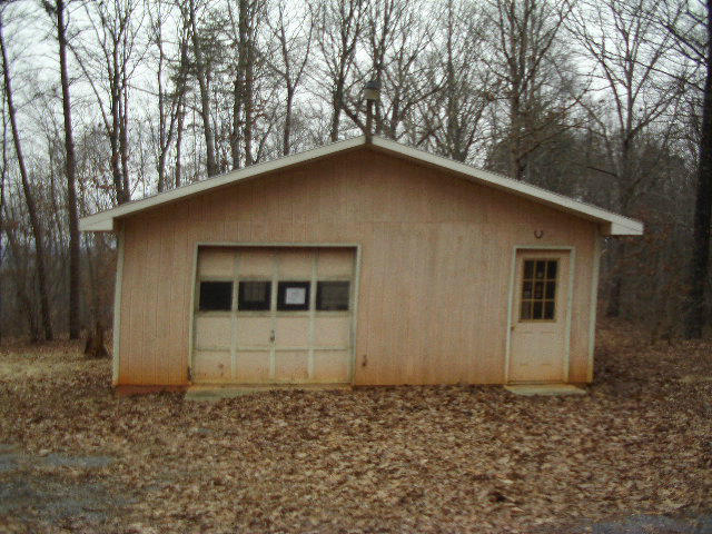 4005 Horseshoe Bend Road Goodview, VA 24095 - Photo 11 of 13 Garage