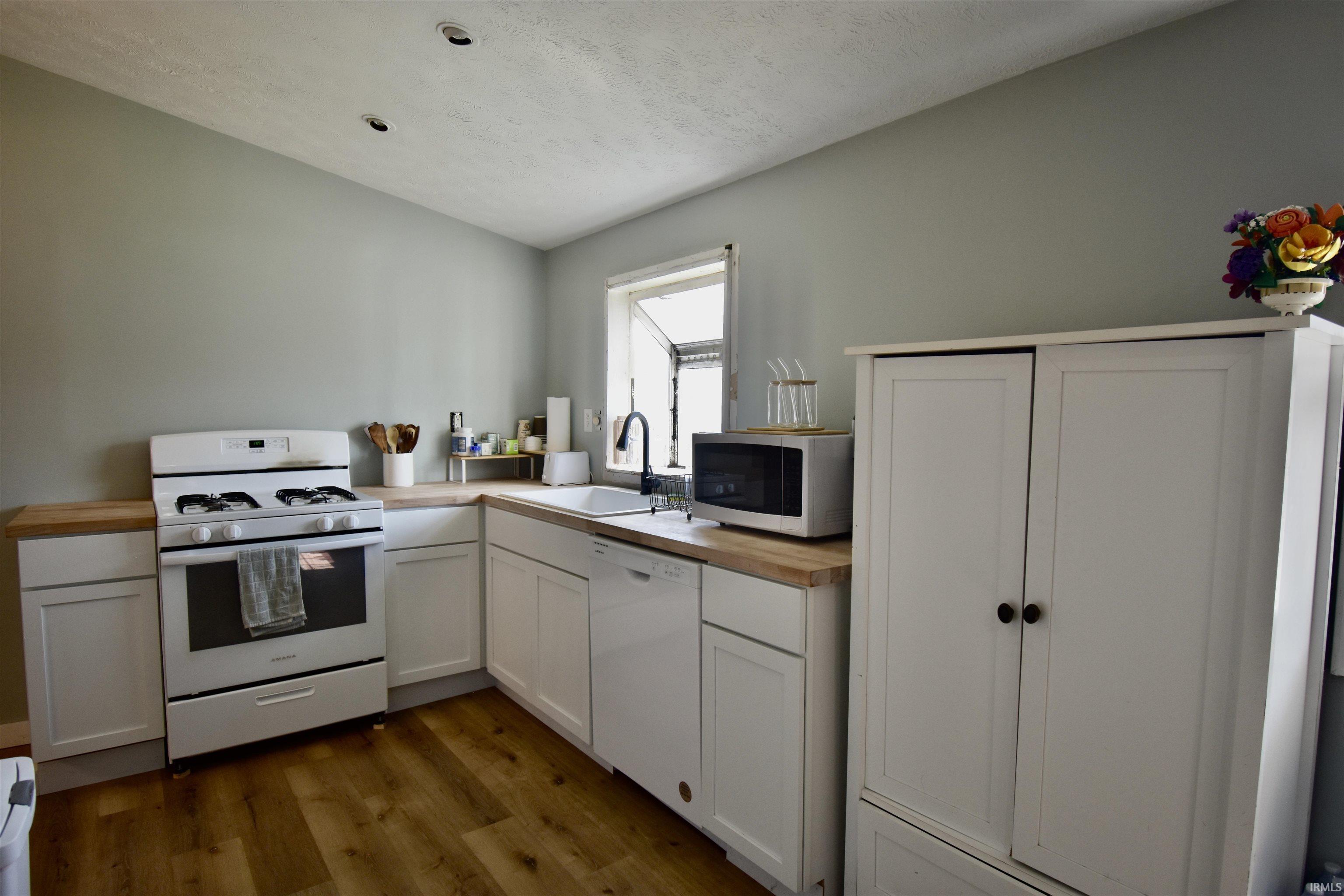 3333 Mt Liberty Road Nashville, IN 47448 - Photo 5 of 25