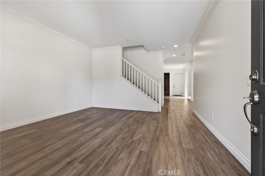3258 London Oxnard, CA 93036 - Photo 6 of 34