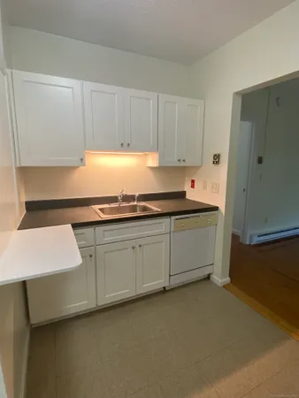 $1,195,000 | 51 Pearl Street, Guilford, CT 06437