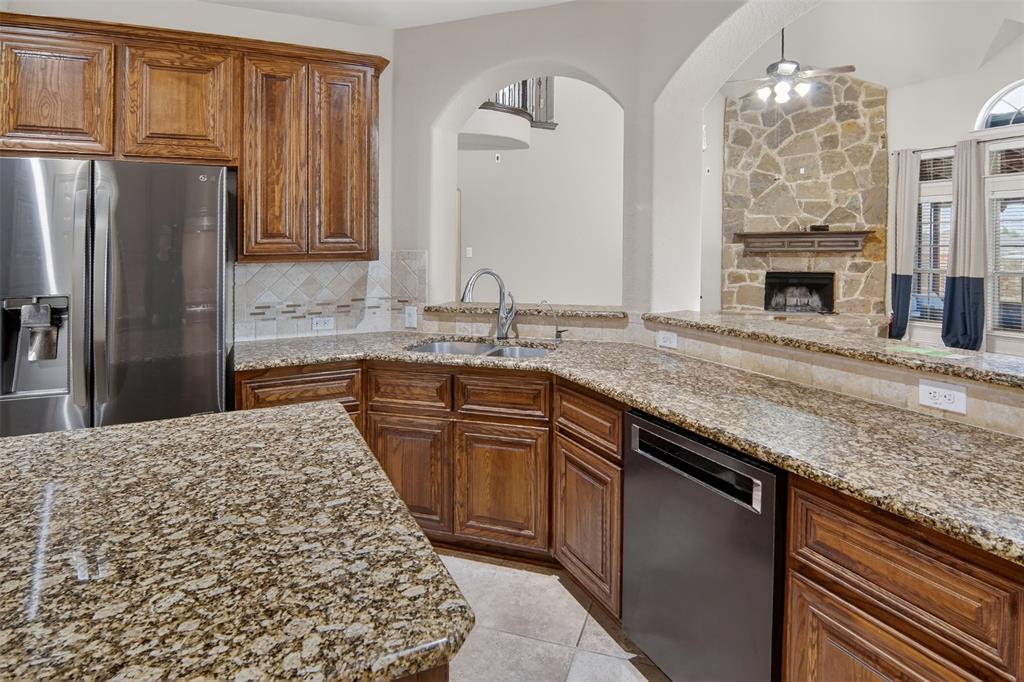 6132 Falls Lake Road Fort Worth, TX 76179 - Photo 16 of 40