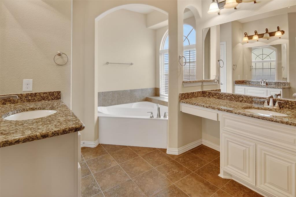 6132 Falls Lake Road Fort Worth, TX 76179 - Photo 21 of 40
