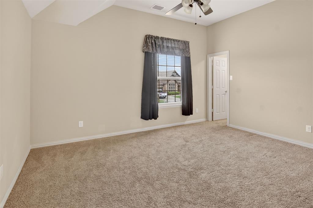 6132 Falls Lake Road Fort Worth, TX 76179 - Photo 33 of 40