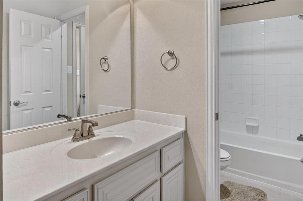 6132 Falls Lake Road Fort Worth, TX 76179 - Photo 37 of 40