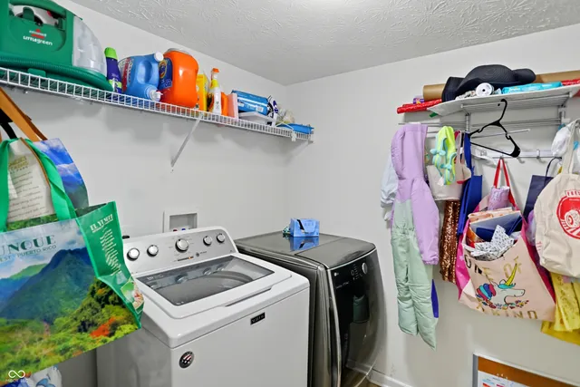 $289,900 | 2202 Silver Spoon Drive, Greenfield, IN 46140