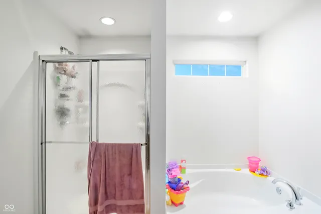 $289,900 | 2202 Silver Spoon Drive, Greenfield, IN 46140