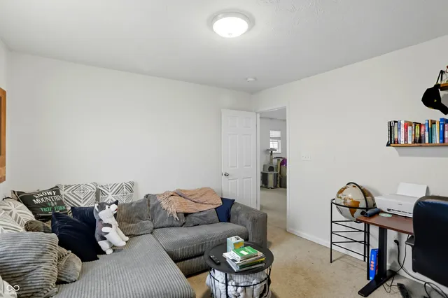 $289,900 | 2202 Silver Spoon Drive, Greenfield, IN 46140