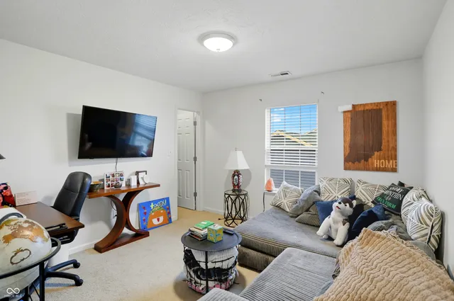 $289,900 | 2202 Silver Spoon Drive, Greenfield, IN 46140