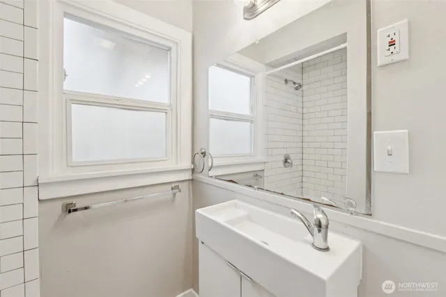 $395,000 | 966 Retsil Road East, Port Orchard, WA 98366