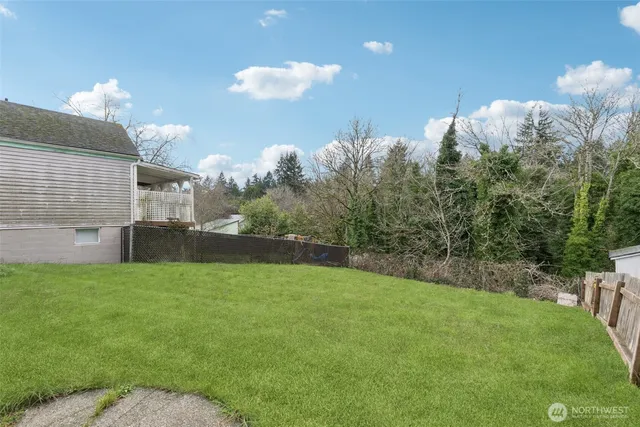 $395,000 | 966 Retsil Road East, Port Orchard, WA 98366