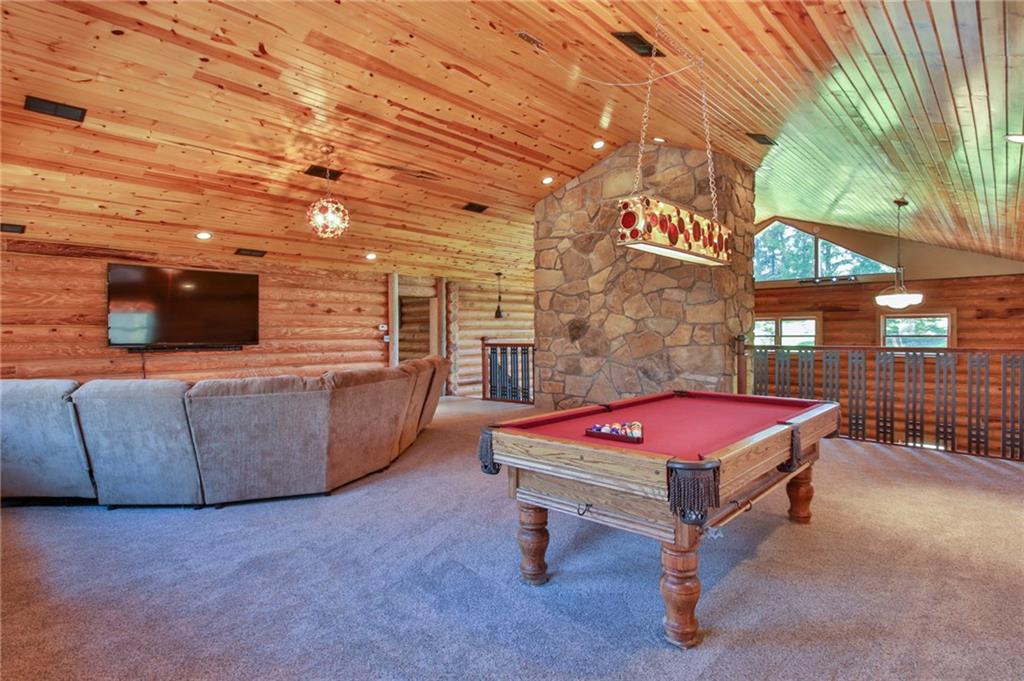 375 Midway Drive McKees Rocks, PA 15136 - Photo 14 of 25 Check out the beautiful ceiling.