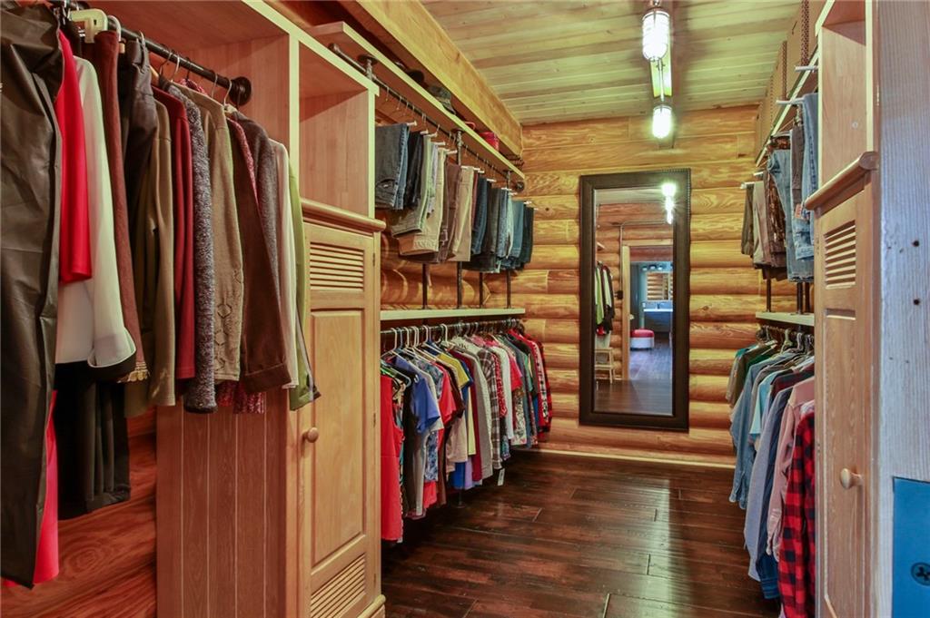 375 Midway Drive McKees Rocks, PA 15136 - Photo 19 of 25 Huge walk-in master closet.