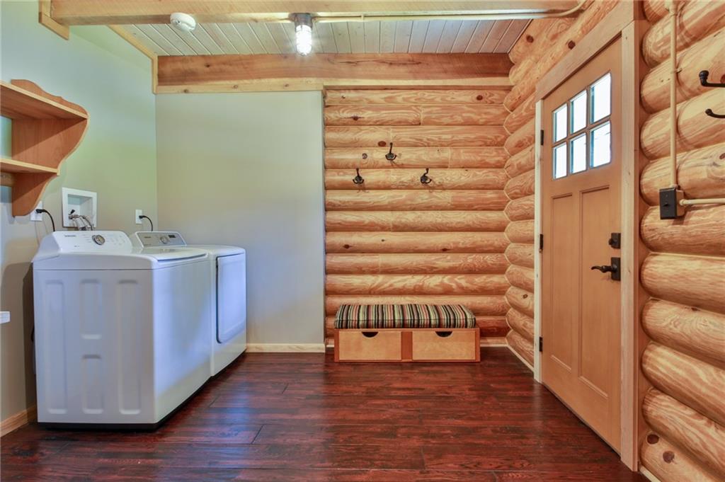 375 Midway Drive McKees Rocks, PA 15136 - Photo 24 of 25 Convenient first floor laundry and mud room.
