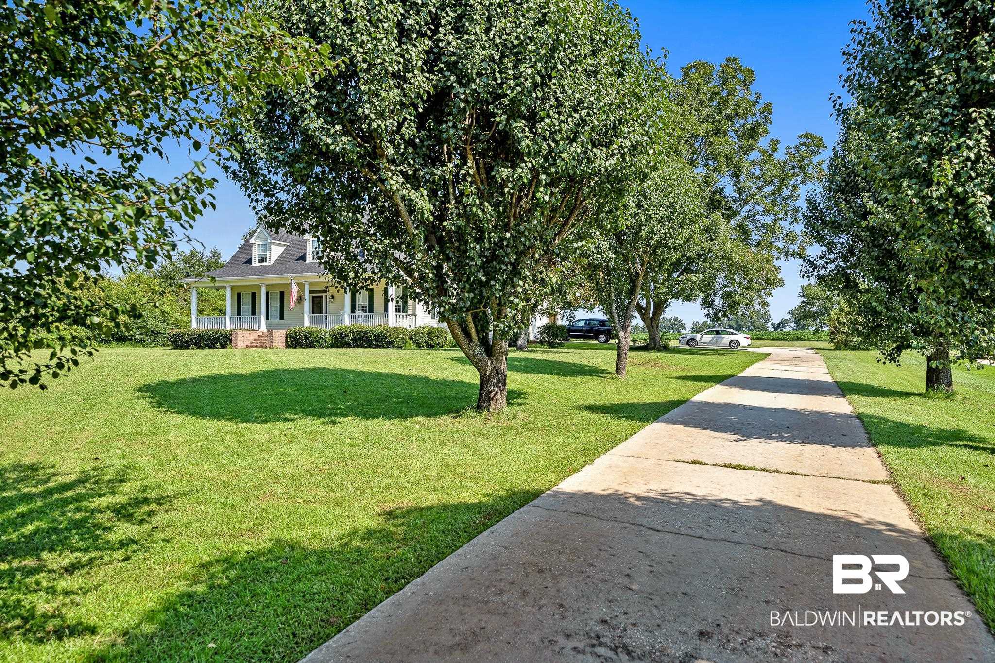 10097 Grove Drive Fairhope, AL 36532 - Photo 2 of 45