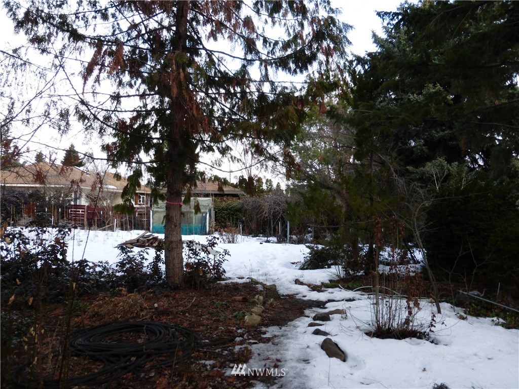 1012 First Street Wenatchee, WA 98801 - Photo 9 of 10 Gallery Image 9