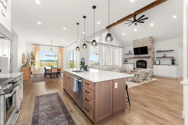 $1,350,000 | 10911 South Sherman Road, Spokane, WA 99224