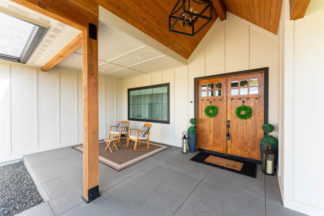 $1,350,000 | 10911 South Sherman Road, Spokane, WA 99224