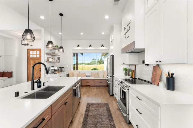 $1,350,000 | 10911 South Sherman Road, Spokane, WA 99224