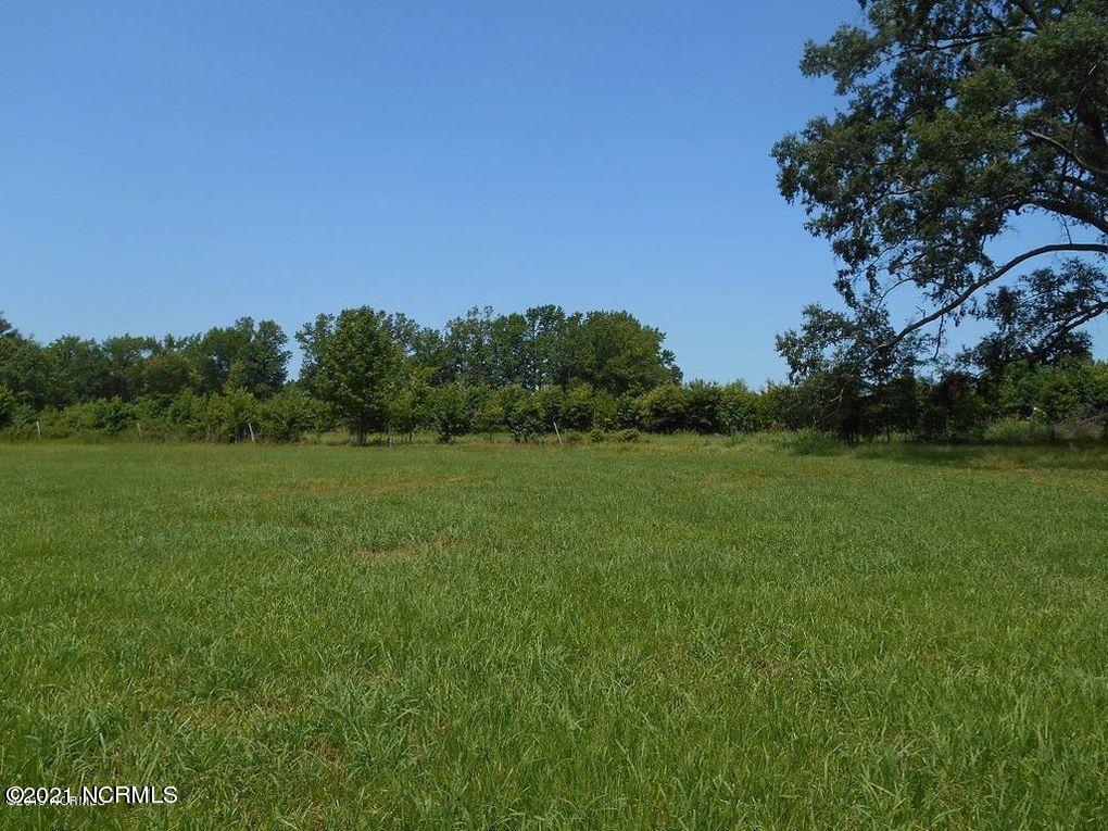 6132 Gum Swamp Road Ayden, NC 28513 - Photo 4 of 12 6132 Gum Swamp Rd Field 3