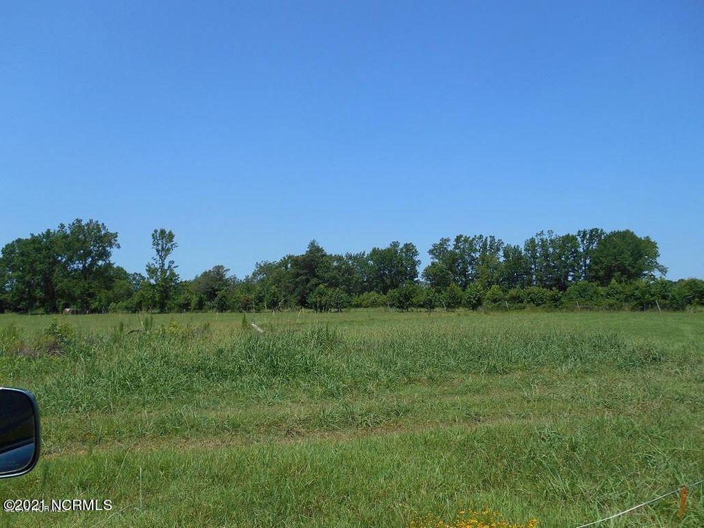 6132 Gum Swamp Road Ayden, NC 28513 - Photo 8 of 12 6132 Gum Swamp Rd Field 7