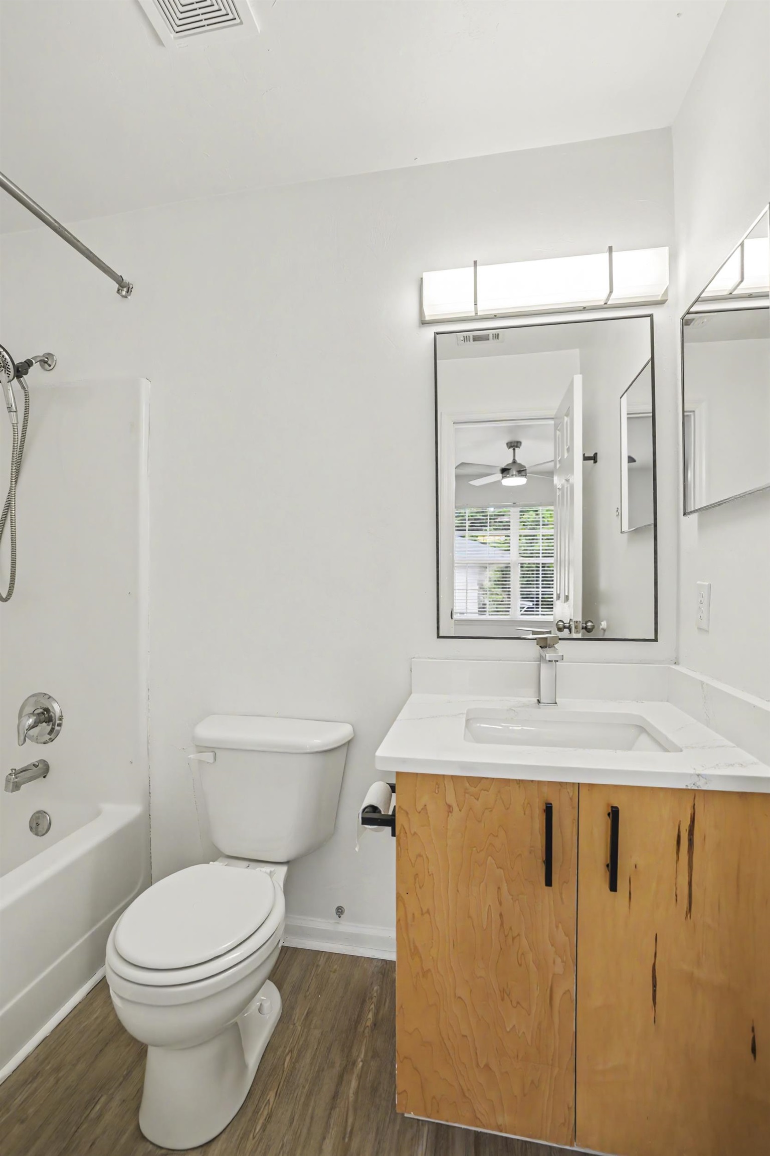 2403 Hartsfield Road, Unit 607 Tallahassee, FL 32303 - Photo 34 of 38