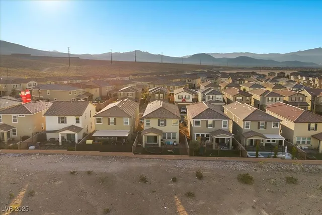 $575,000 | 2832 Frabiele Street, Henderson, NV 89044