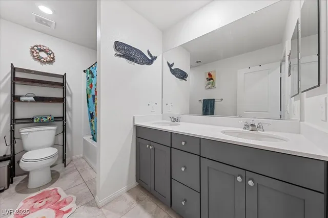 $575,000 | 2832 Frabiele Street, Henderson, NV 89044