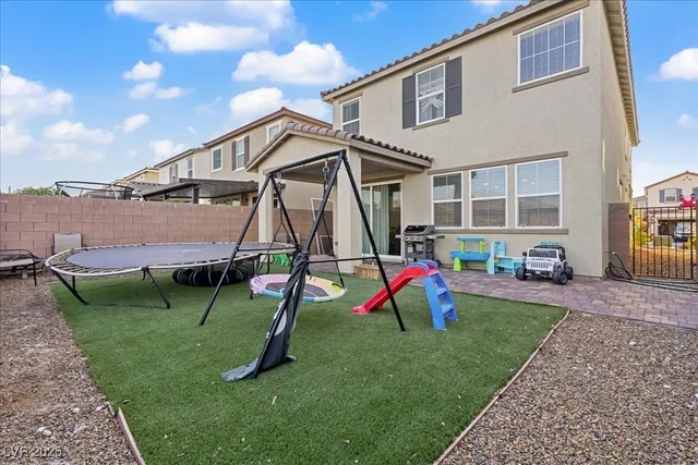 $575,000 | 2832 Frabiele Street, Henderson, NV 89044