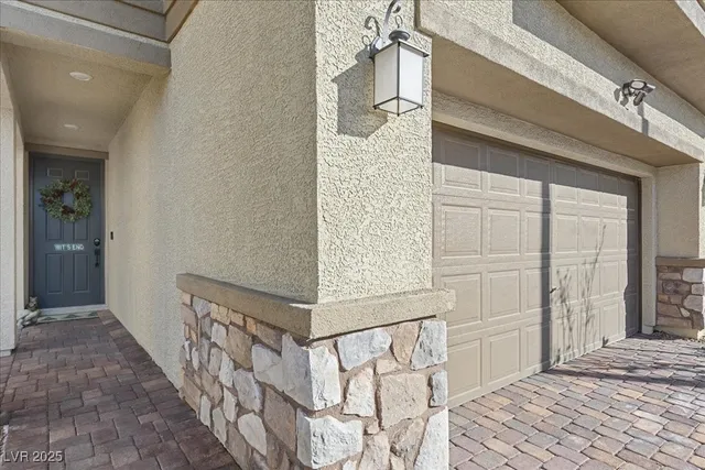 $575,000 | 2832 Frabiele Street, Henderson, NV 89044