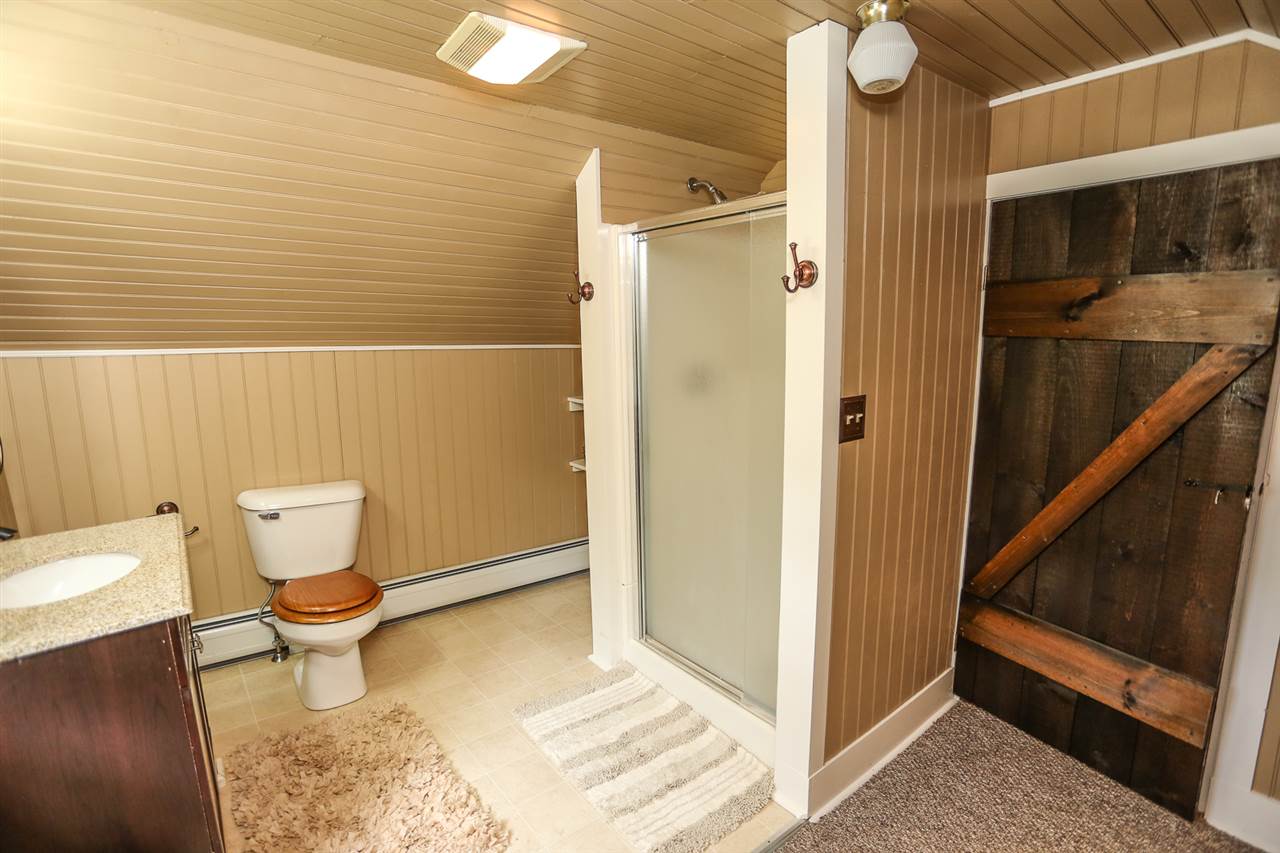 1510 US Rte 4 Danbury, NH 03230 - Photo 25 of 40