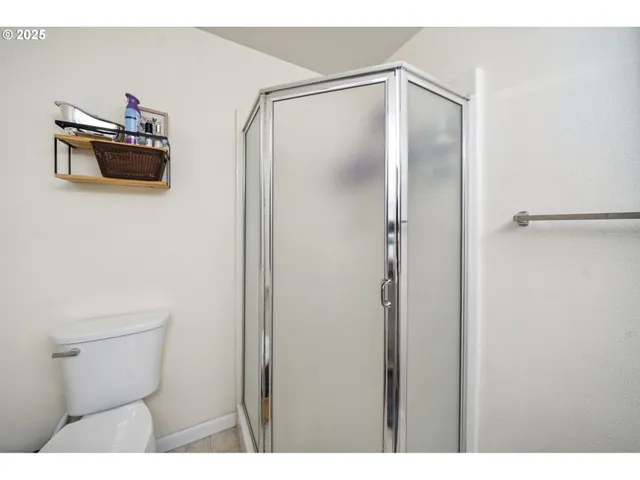 $330,000 | 660 Northeast 9th Street, Gresham, OR 97030