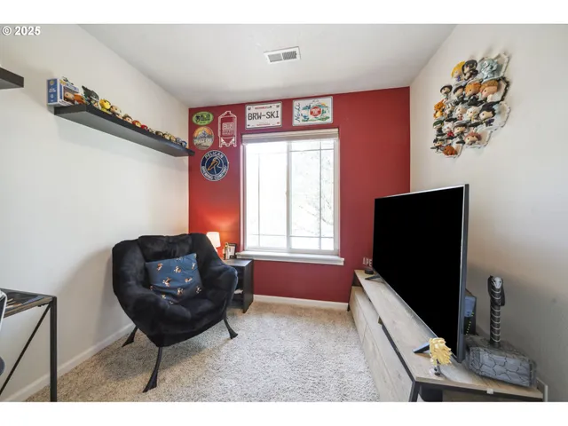 $330,000 | 660 Northeast 9th Street, Gresham, OR 97030