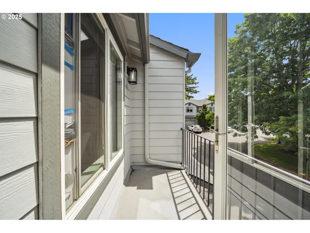 $330,000 | 660 Northeast 9th Street, Gresham, OR 97030