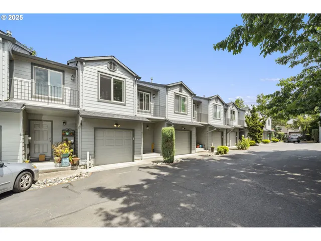 $330,000 | 660 Northeast 9th Street, Gresham, OR 97030