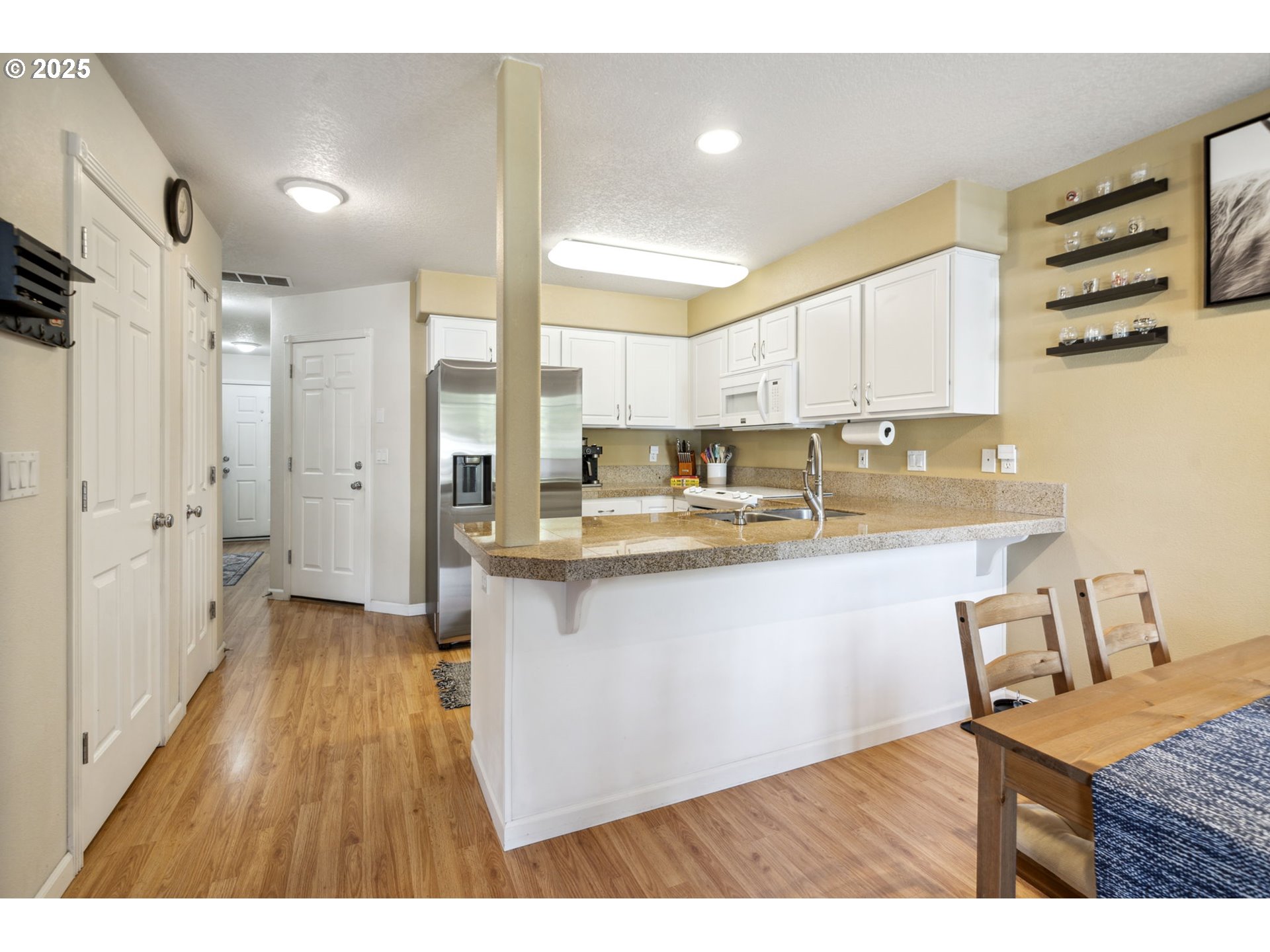 660 Northeast 9th Street Gresham, OR 97030 - Photo 6 of 25